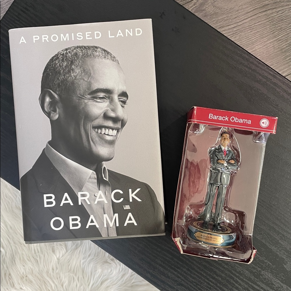 A promised land Barack Obama book and talking ornament! 2009